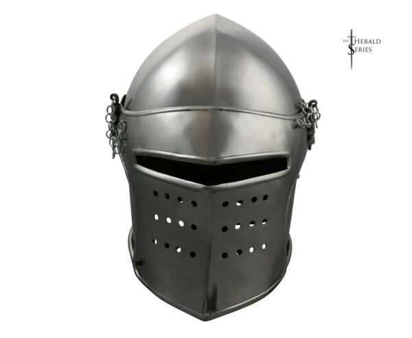 the-sky-guard-fantasy-medieval-armor-helmet-herald-series-2014-600x493 ...